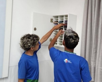 Seduc lana manual sobre proibio do uso de celulares nas escolas da rede estadual de ensino