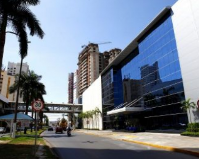 Funcion�ria de restaurante � presa por furto em Shopping Tr�s Am�ricas