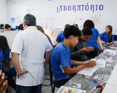 Professores e alunos da Rede Estadual de MT podem receber at R$ 11 mil em auxlio para pesquisa