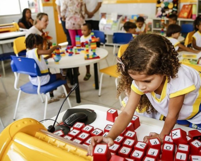Em 20 anos, nmero de crianas em creche triplica no Brasil, diz IBGE