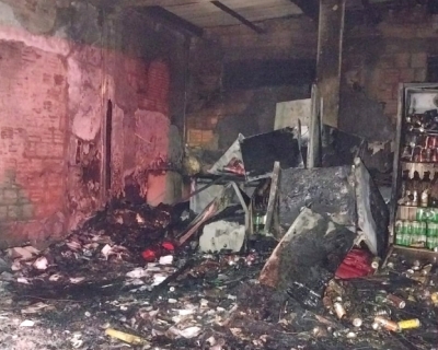 Incndio de grandes propores destri lanchonete em Rondonpolis