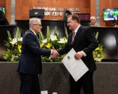 Max Russi e ministro do STJ abordam judicializao da sade durante palestra
