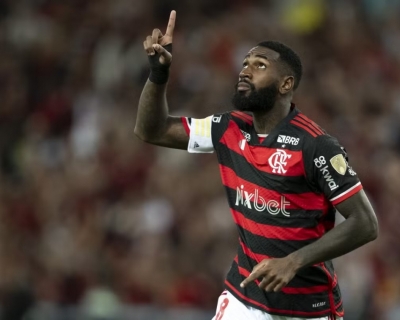 Flamengo domina Bolvar e garante vitria por goleada