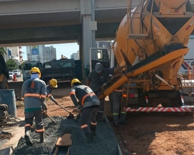 Consrcio retoma obras do BRT na Avenida do CPA