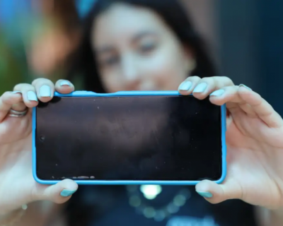 Conselho de Educao edita diretrizes sobre celular em sala de aula