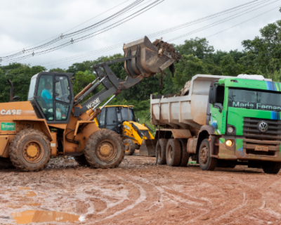 700 toneladas de lixo so retiradas de bolses em apenas trs horas de mutiro