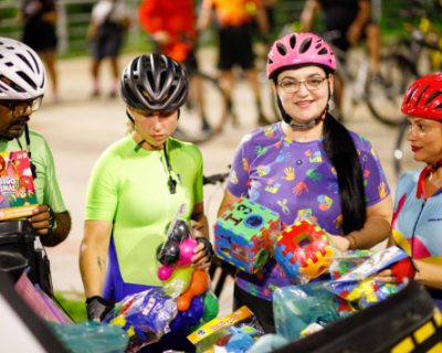Pedal da Semob rene 450 ciclistas em ao pela conscientizao sobre o autismo em Cuiab