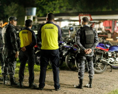 Operao apreende 20 motocicletas em Cuiab; multas chegam a R$ 2,6 mil