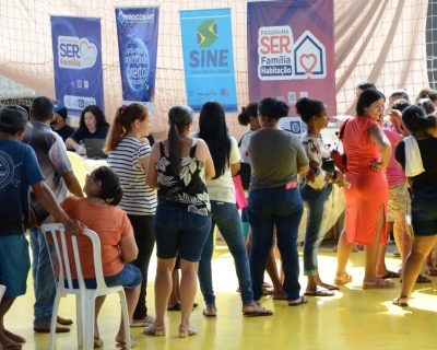 Mutires da Cidadania movimentam populao de Nova Lacerda e Conquista D'Oeste com servios essenciais e atendimento sociais