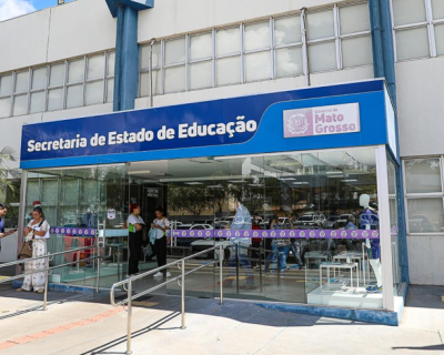 Seduc abre processo seletivo para contratao de 1.208 assistentes de educao especial
