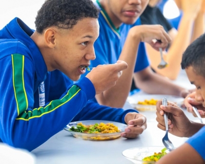 Governo de Mato Grosso refora investimentos na alimentao escolar em 2025