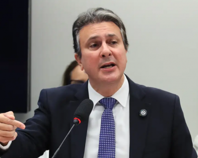 MEC recompe R$ 400 milhes do oramento das universidades e institutos federais de ensino  