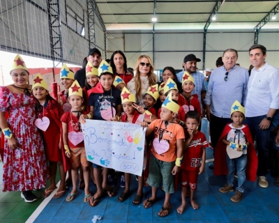 Primeira-dama de MT acompanha Mutiro da Cidadania e entrega cestas de alimentos, cobertores e brinquedos em Itaba e Nova Santa Helena