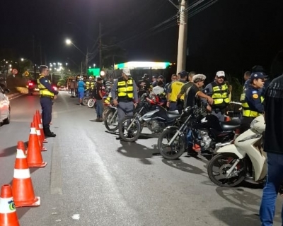  Operao Lei Seca resulta na priso de seis pessoas e remoo de 59 motocicletas em Cuiab 