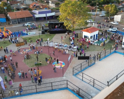 Nova Praa das Flores - Prof. Maria Leonor  inaugurada com grande festa e mutiro de servios para a comunidade em Jaciara