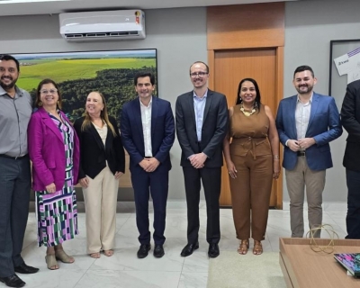 Governo do Estado investe 6,8 milh�es em bolsas de inicia��o cient�fica para as universidades p�blicas