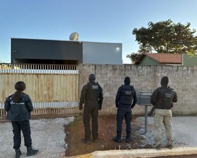 Pol�cia Civil desarticula esquema de distribui��o de drogas em Campos de J�lio