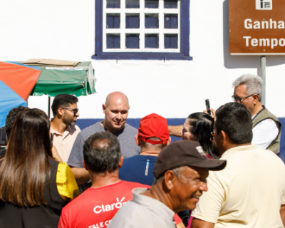 Via em frente ao Ganha Tempo  includa na realocao dos comerciantes ambulantes de Cuiab