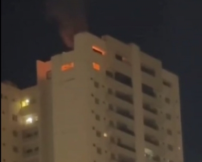 Incndio em cobertura de prdio mobiliza Corpo de Bombeiros em Cuiab