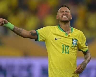 Em contra-ataque da Venezuela, Bello faz gola�o, empata e Brasil perde a lideran�a do grupo