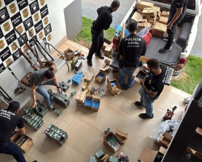 Dez armas e 44 mil muni��es foram apreendidas em opera��o da Pol�cia Civil em Rondon�polis