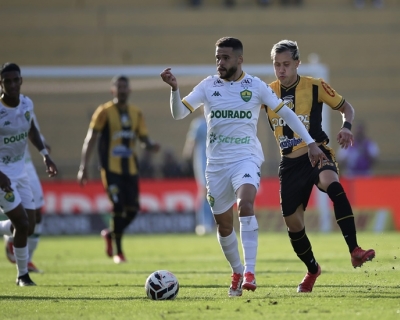 Cuiab faz jogo ruim e  derrotado pelo Novorizontino por 3 a 0  