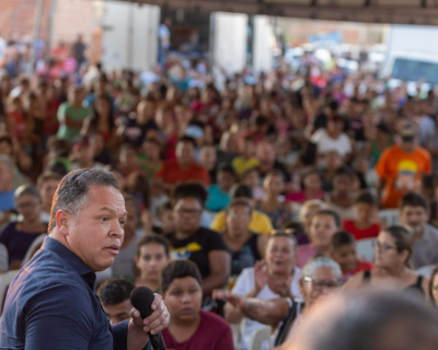 Cludio Ferreira avana em reduto de Z do Ptio e anuncia obras na Grande Alfredo de Castro