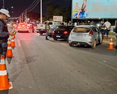 Operao Lei Seca termina com dois condutores presos por embriaguez e 31 veculos removidos em Cuiab