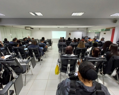 Sesp qualifica policiais para humanizao de atendimento  pessoa idosa