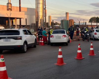Operao Lei Seca em Vrzea Grande termina com seis presos por embriaguez e 46 veculos removidos