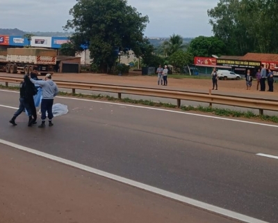 Jovem morre atropelada por caminho no km 268 da BR-364, em Jaciara