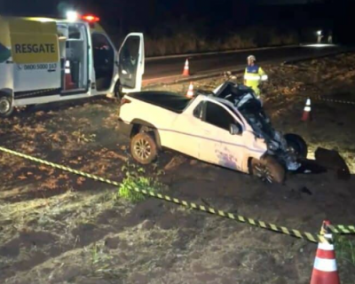 Motorista morre em coliso frontal entre picape e carreta na BR-163 em Sinop