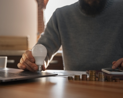 Tarifa Social de Energia entra em vigor com isen��o total para fam�lias de baixa renda