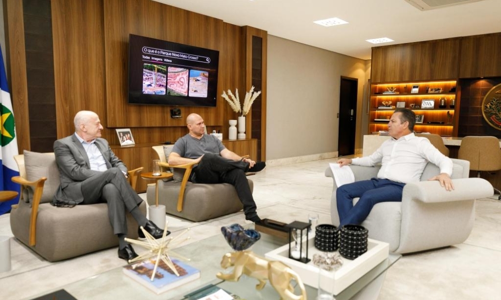 Governador, vice e prefeito articulam novas obras para Cuiabá