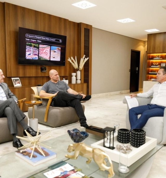 Governador, vice e prefeito articulam novas obras para Cuiabá