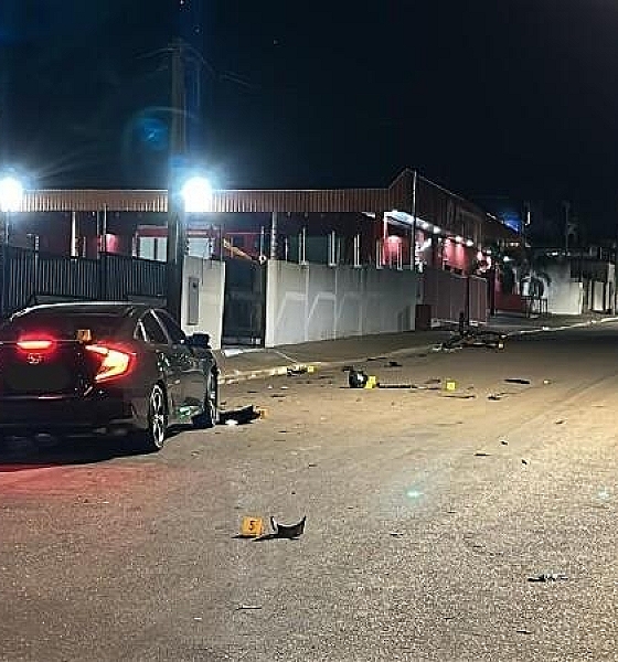 Mulher fica gravemente ferida após acidente entre carro e motos em Pontes e Lacerda