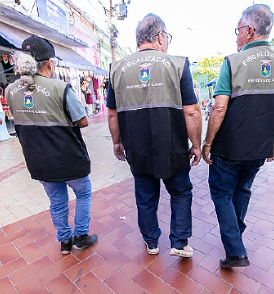 Fiscalização no centro de Cuiabá reforça combate à ocupação irregular de calçadas e publicidade ilegal