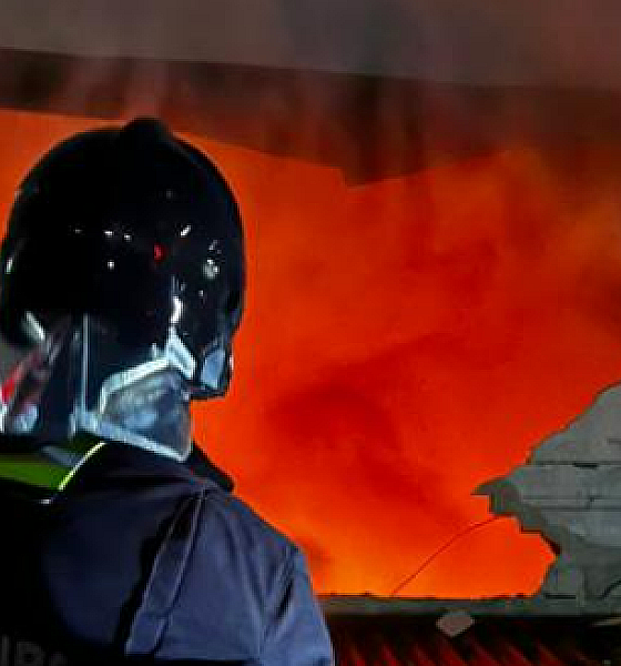 Incêndio de grandes proporções atinge loja de autopeças em Cuiabá