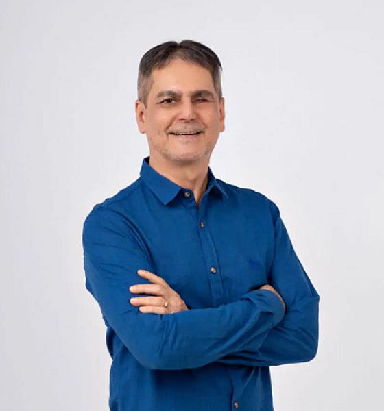 Ex-prefeito de Confresa é baleado na cabeça dentro de consultório médico