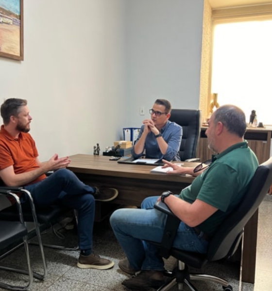 VICE-PREFEITO RECEBE REPRESENTANTES DA FERTALVO E INTERCEDE POR DEMANDAS PARA QUE A EMPRESA SE ESTABELEÇA EM RONDONÓPOLIS 