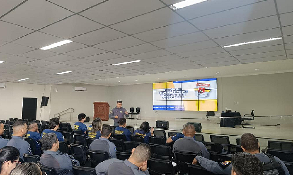 Ager e Polícia Militar participam de treinamento conjunto sobre fiscalização do transporte intermunicipal