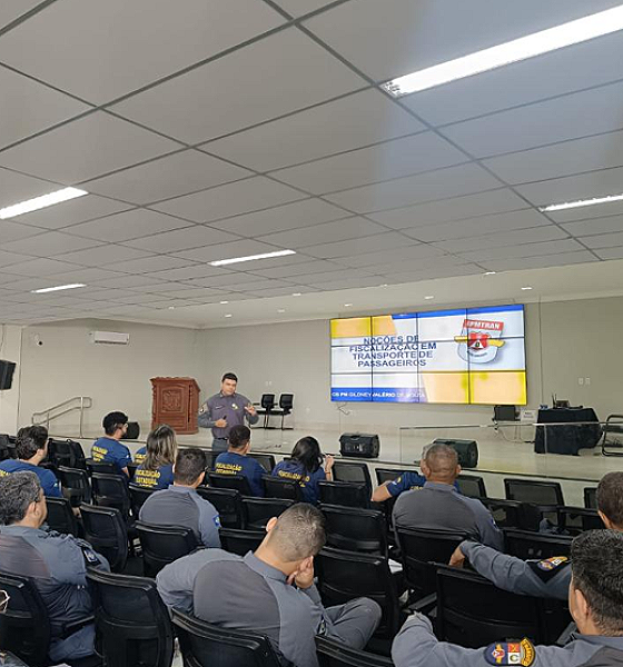 Ager e Polícia Militar participam de treinamento conjunto sobre fiscalização do transporte intermunicipal
