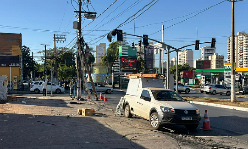 Explosão e rompimento de fibra deixam unidades de saúde de Cuiabá sem internet