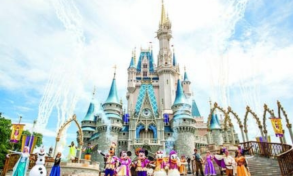 Justiça condena 123milhas a pagar mais de R$ 30 mil após cancelar viagem de cuiabanas