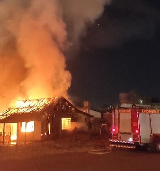 Homem é preso suspeito de incendiar casa da ex-namorada em Tangará da Serra