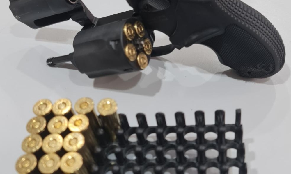 Polícia Civil prende suspeito de alta periculosidade envolvido em furtos e latrocínio após perseguição