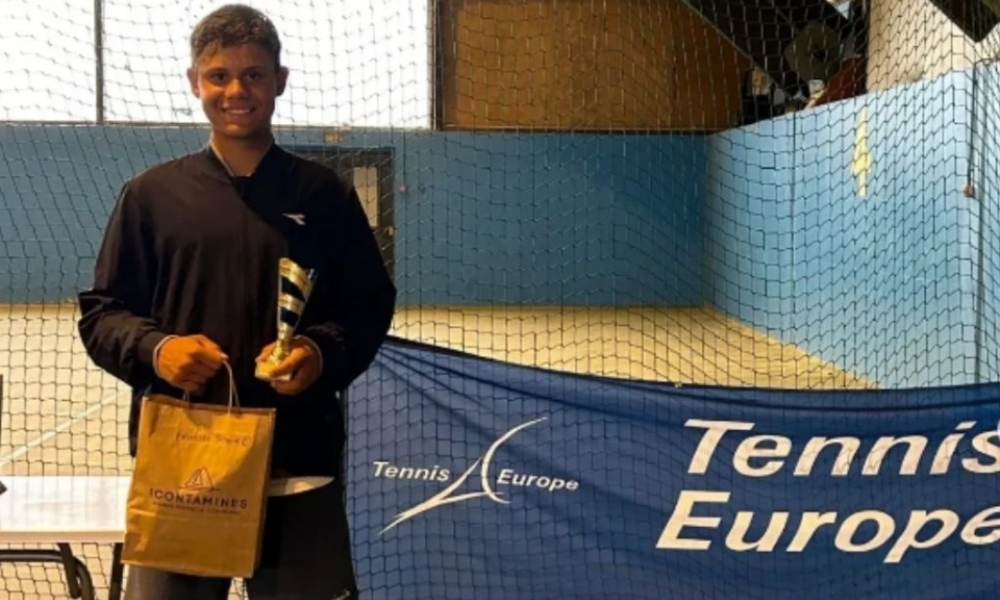 Tenista mato-grossense é vice-campeão de simples e duplas em torneio francês