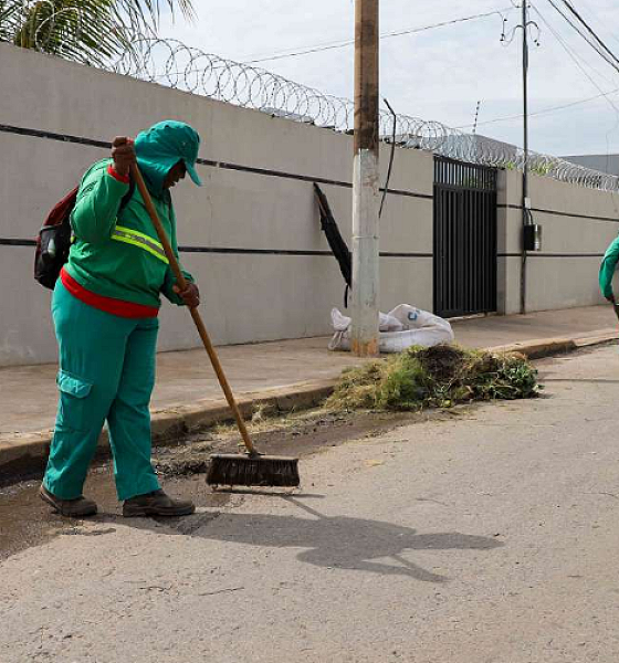 Ação da Prefeitura leva serviços de limpeza e manutenção a bairros de Várzea Grande