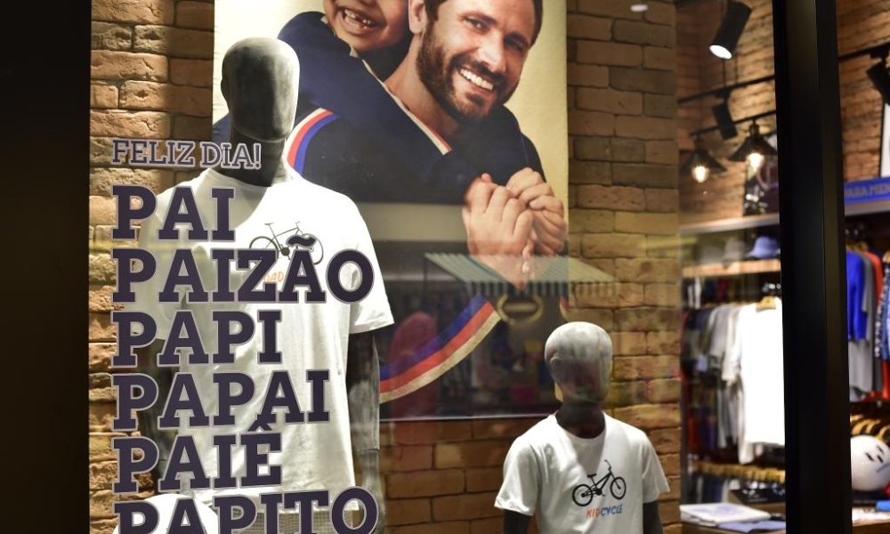 Procon-MT orienta consumidores sobre cuidados com compra do presente do Dia dos Pais