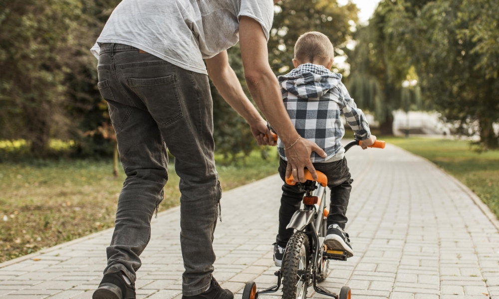 Dia dos Pais: presença e exemplo que moldam vidas e fortalecem a sociedade